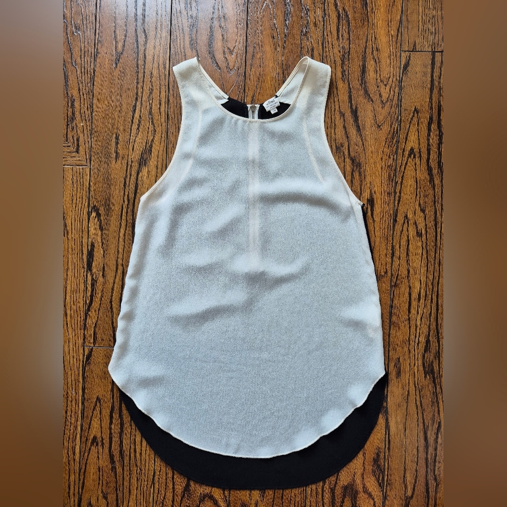 Aritzia XXS Blouse - Black / Off White Sleeveless Tank Top - Work Office Wear